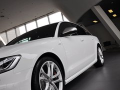 2013 4.0T DCT 