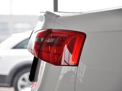 2013 4.0T DCT 