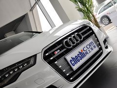 奥迪S6 2013款 4.0T DCT 
