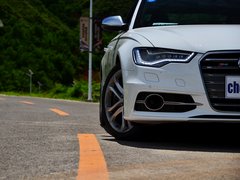 奥迪S6 2013款 4.0T DCT 