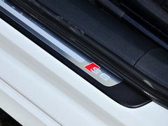 2013 4.0T DCT 