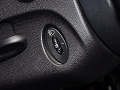 2012款 1.6T 自动 COOPER S版
