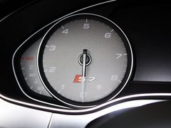 奥迪S7 2013款 4.0T DCT 