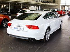 2013款 4.0T DCT 
