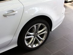 2013款 4.0T DCT 