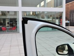 2013款 2.0L 手动 经典版 5座