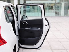 2013款 2.0L 手动 经典版 5座
