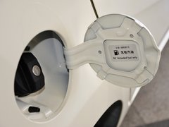 2013款 1.0L 手动 快乐版