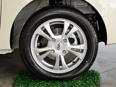 2013款 1.0L 手动 快乐版