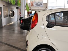 2013款 1.0L 手动 快乐版