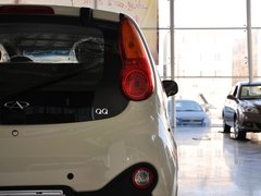 2013款 1.0L 手动 快乐版