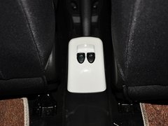 2013款 1.0L 手动 快乐版
