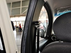 2013款 1.0L 手动 快乐版