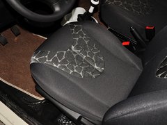 2013款 1.0L 手动 快乐版