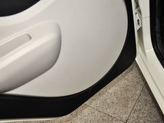 2013款 1.0L 手动 快乐版