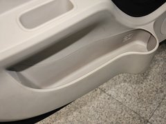 2013款 1.0L 手动 快乐版