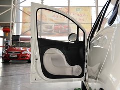 2013款 1.0L 手动 快乐版