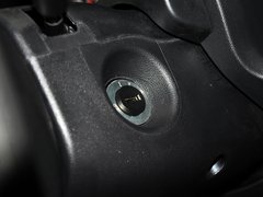 2013款 1.0L 手动 快乐版