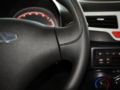 2013款 1.0L 手动 快乐版
