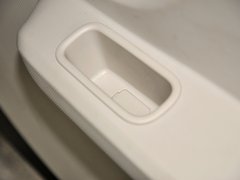 2013款 1.0L 手动 快乐版