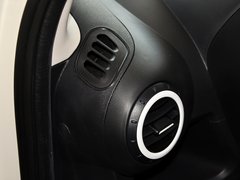 2013款 1.0L 手动 快乐版