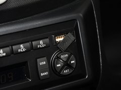 2013款 1.0L 手动 快乐版