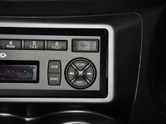 2013款 1.0L 手动 快乐版
