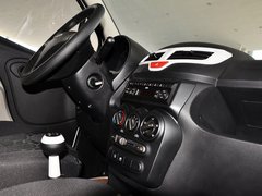 2013款 1.0L 手动 快乐版