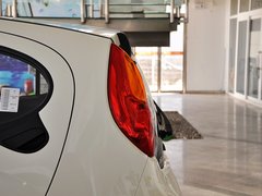 2013款 1.0L 手动 快乐版