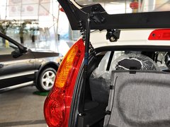 2013款 1.0L 手动 快乐版