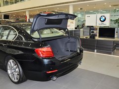 2013款 535i 3.0T 豪华运动型