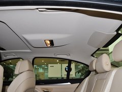 2013款 535i 3.0T 豪华运动型