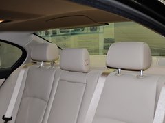 2013款 535i 3.0T 豪华运动型