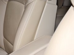 2013款 535i 3.0T 豪华运动型