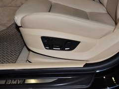 2013款 535i 3.0T 豪华运动型