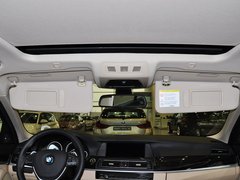 2013款 535i 3.0T 豪华运动型