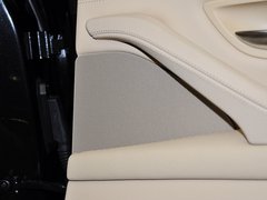 2013款 535i 3.0T 豪华运动型