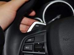 2013款 535i 3.0T 豪华运动型