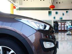 2013款 3.0L 自动 豪华版四驱 7座 欧IV