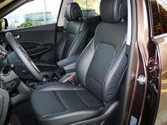2013款 3.0L 自动 豪华版四驱 7座 欧IV