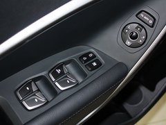 2013款 3.0L 自动 豪华版四驱 7座 欧IV