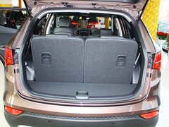 2013款 3.0L 自动 豪华版四驱 7座 欧IV