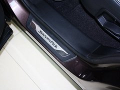 2013款 3.0L 自动 豪华版四驱 7座 欧IV