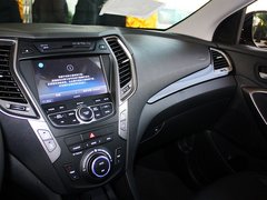 2013款 3.0L 自动 豪华版四驱 7座 欧IV