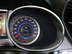2013款 3.0L 自动 豪华版四驱 7座 欧IV