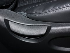 2013款 3.0L 自动 豪华版四驱 7座 欧IV