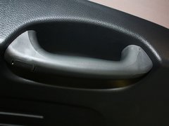 2013款 3.0L 自动 豪华版四驱 7座 欧IV
