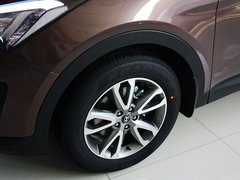 2013款 3.0L 自动 豪华版四驱 7座 欧IV