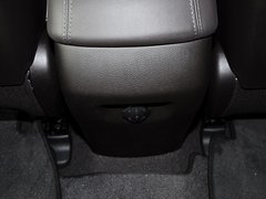 2013款 3.0L 自动 尊享版四驱 7座 欧IV