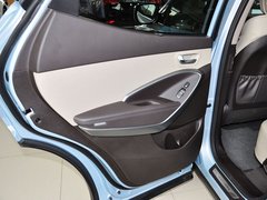 2013款 3.0L 自动 尊享版四驱 7座 欧IV